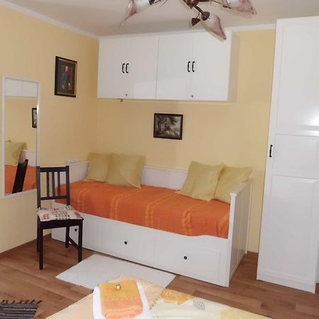 Apartma Mit Seeblick Санкт Гильген Номер фото